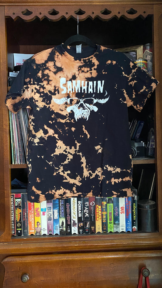 Samhain bleach dye shirt M