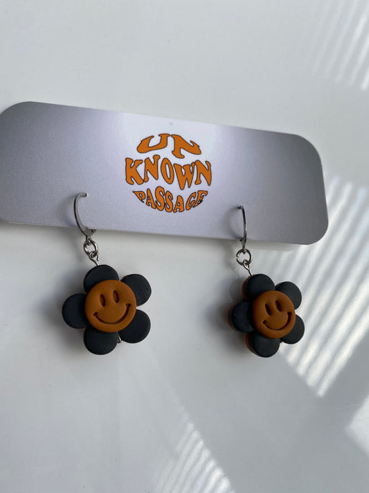 Two-Sided Orange and Black Daisy Smiley Earrings